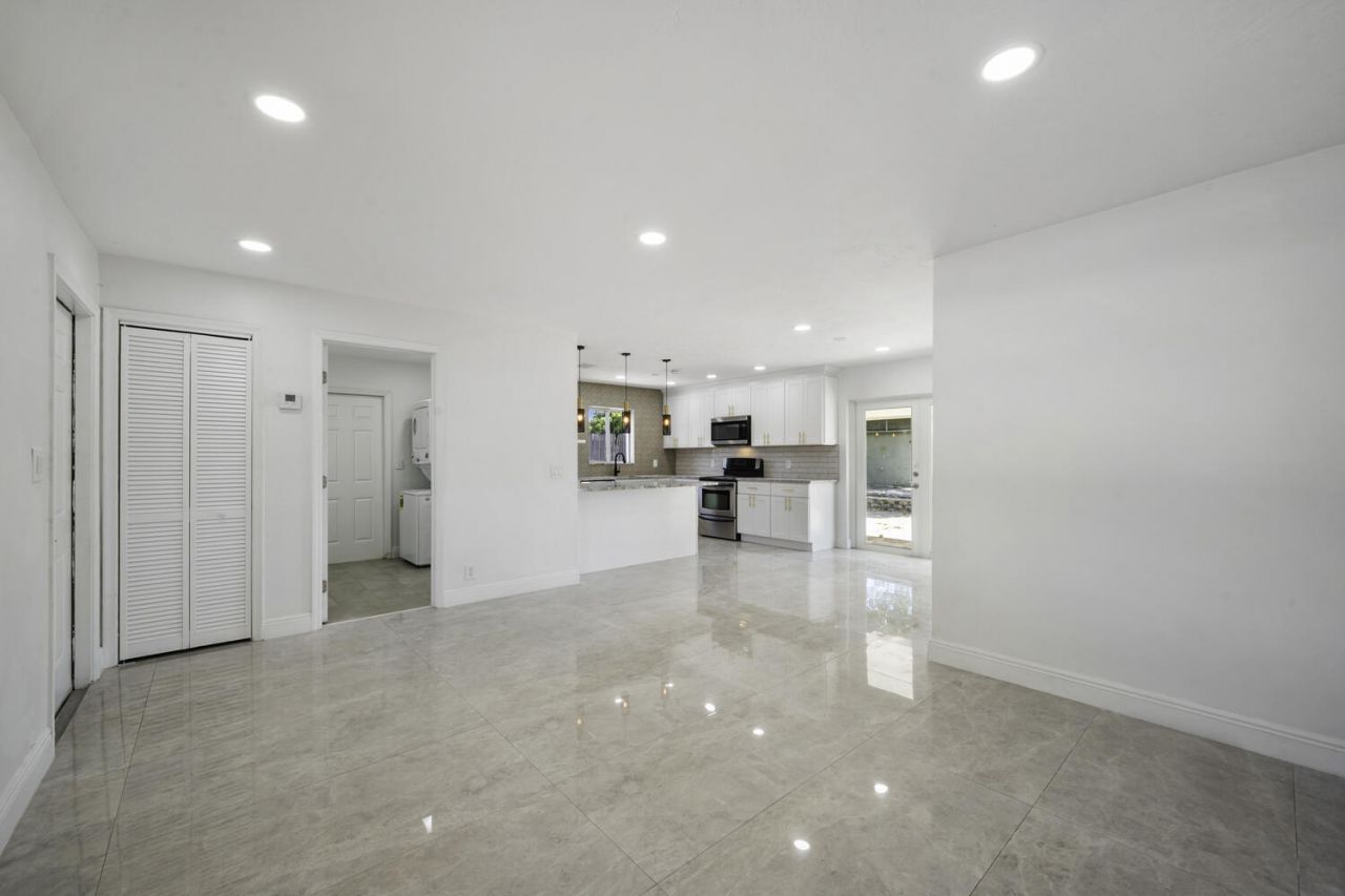 2100 N Seacrest Boulevard, Boynton Beach, FL 33435 Photo