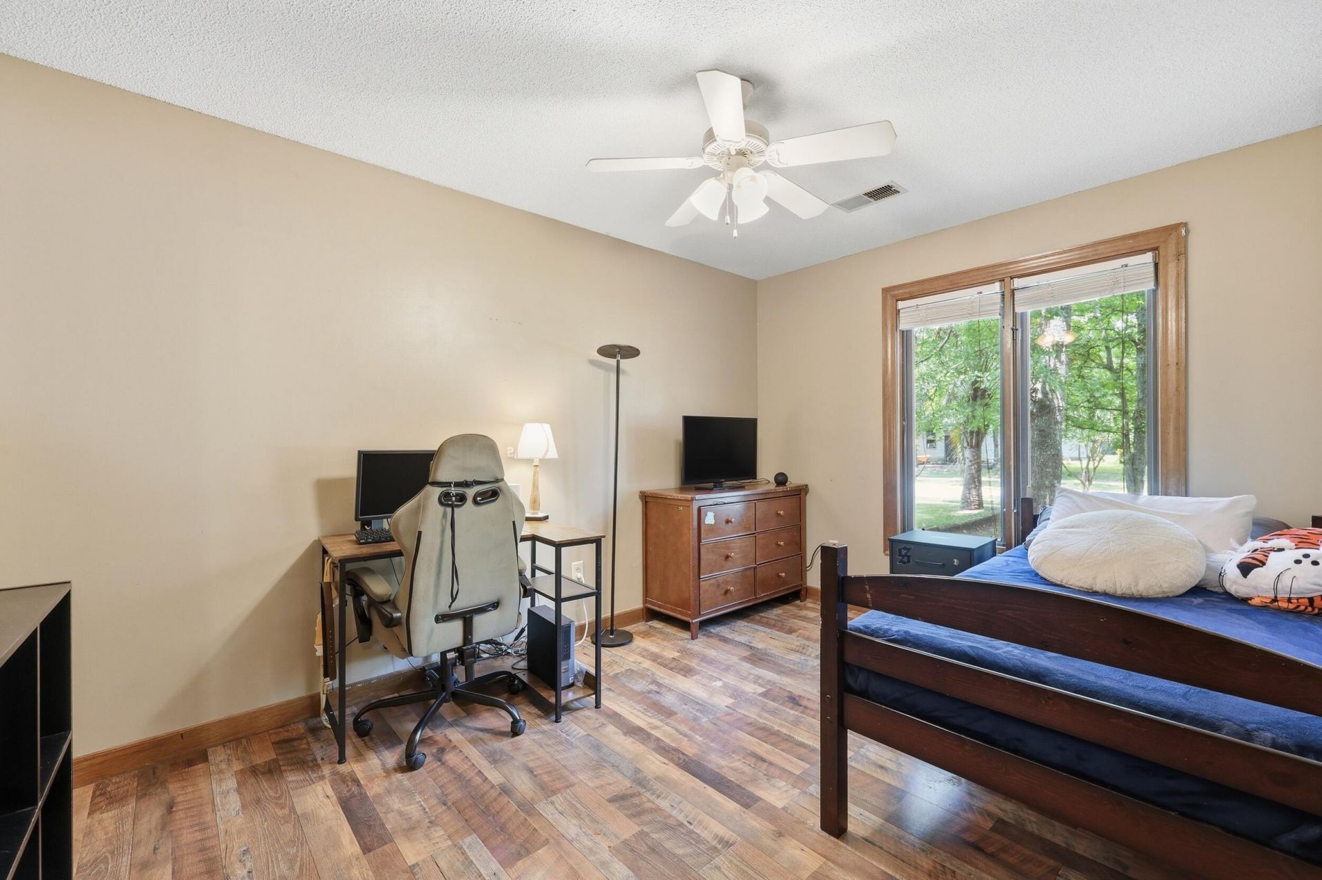 106 Boone Drive Photo 17