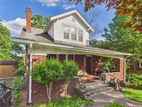 890 Poplar Road, Charleston, WV 25302