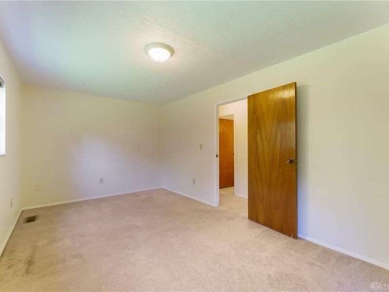 6108 Springboro Pike, Miami Township, OH 45449 Photo 26