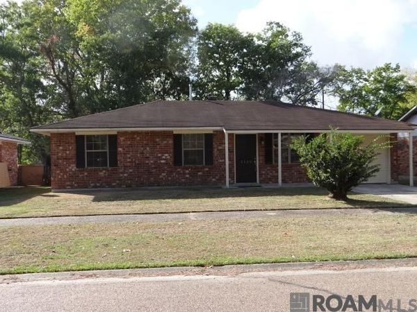 1136 Boreas Dr, Baton Rouge, LA 70816