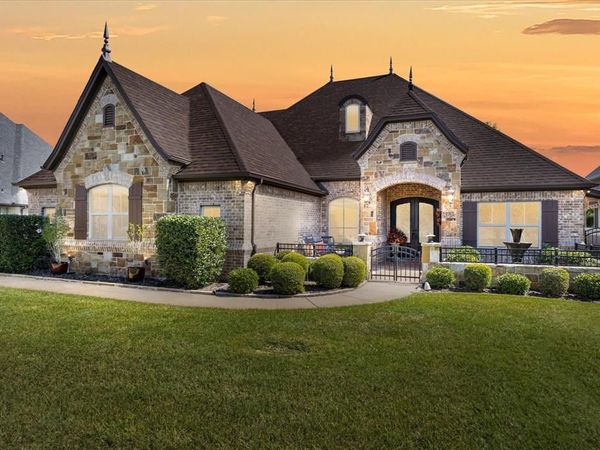 1014 Sunset Bay Court , Granbury, TX 76048