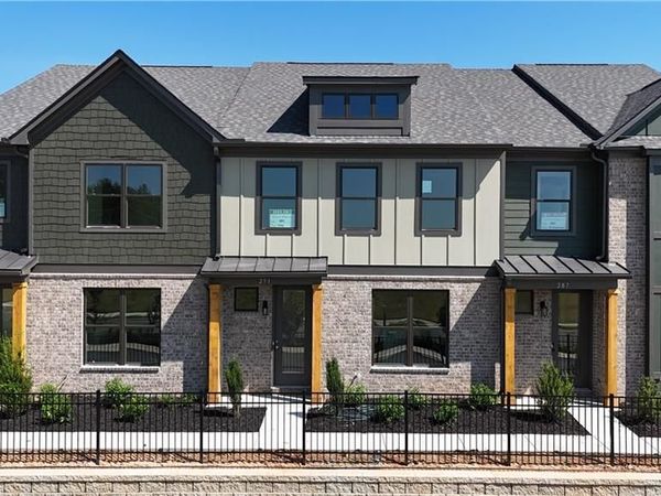 279 Barracks Way, Unit 880, Hoschton, GA 30548