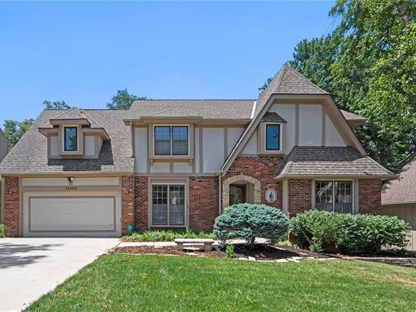 12228 Connell Drive, Overland Park, KS 66213