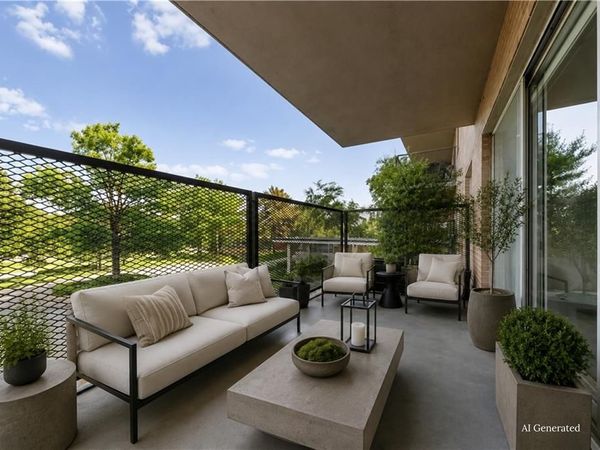 4550 Warwick Boulevard, Unit 213, Kansas City, MO 64111