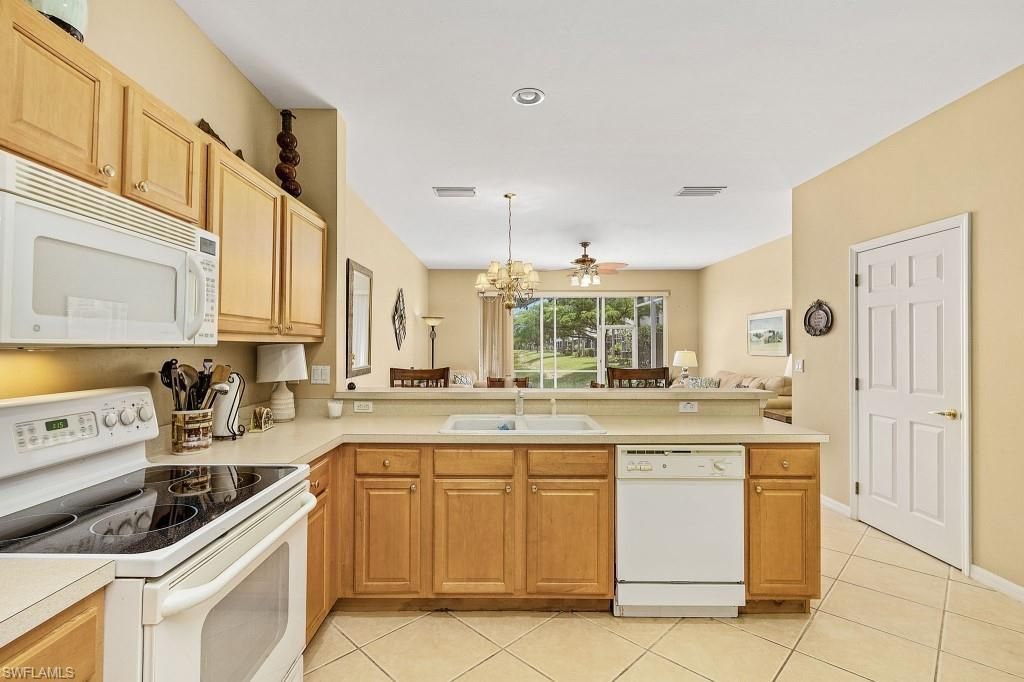 8381 Village Edge Cir , Unit 3, Fort Myers, FL 33919 Photo