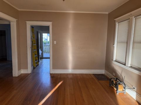 Main Photo
