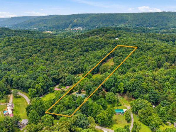 10675 Lovell Road, Soddy Daisy, TN 37379
