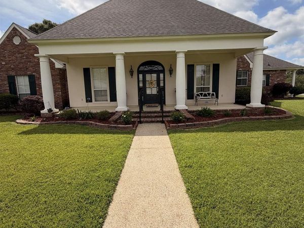 18680 Lafitte Bros Ln, Prairieville, LA 70769