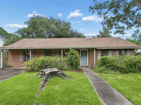 9933 PAULA Drive, River Ridge, LA 70123