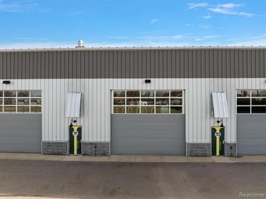 171 Speed Way , Pontiac, MI 48341