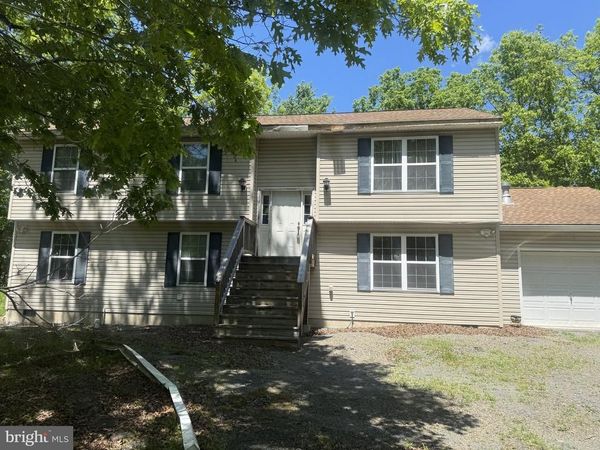 5472 GINGERBREAD , EAST STROUDSBURG, PA 18302