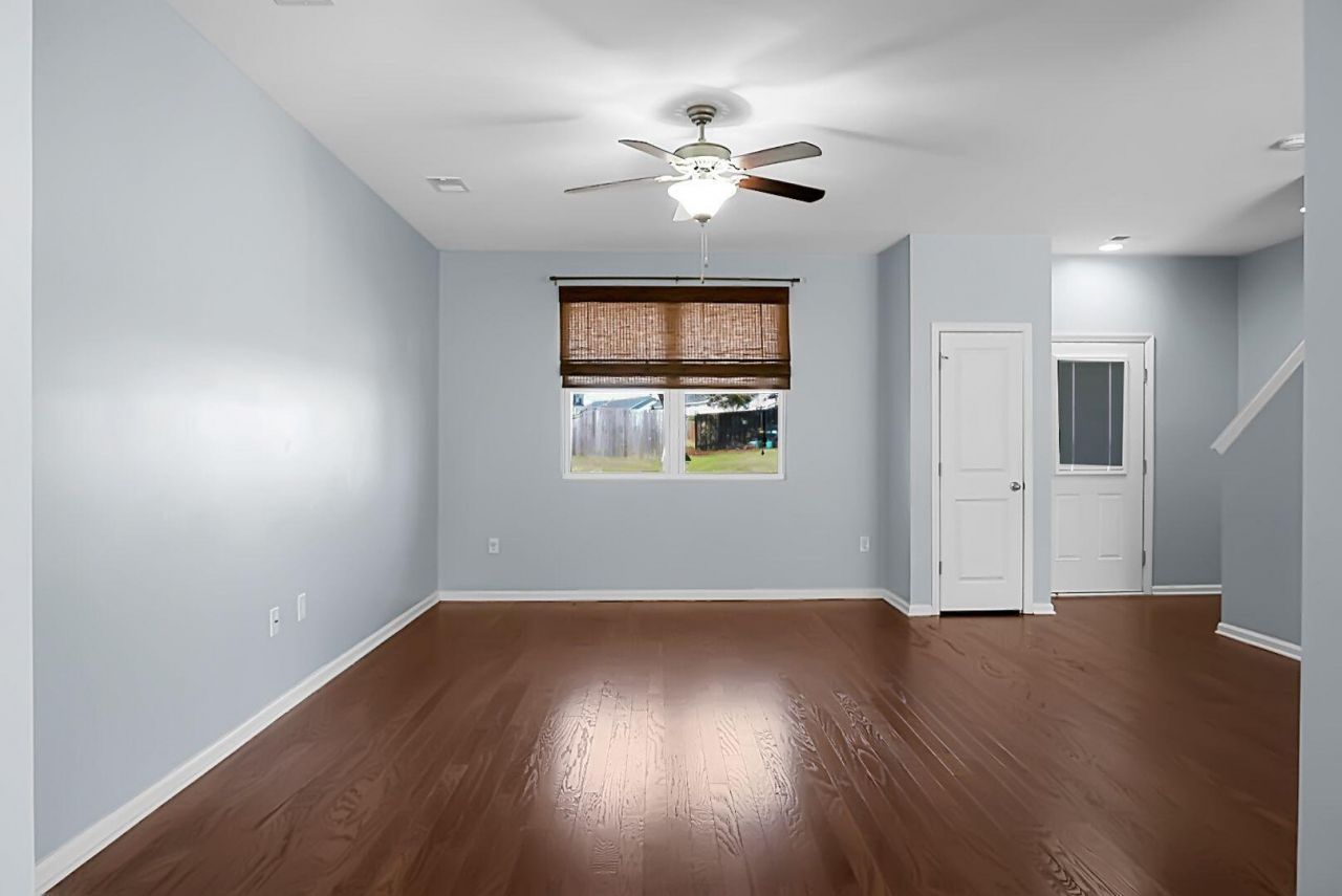 9155 Parlor Drive Photo 9