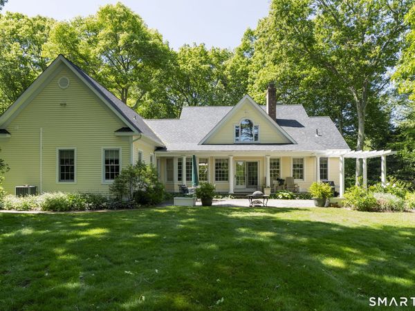 438 Grove Beach North, Westbrook, CT 06498