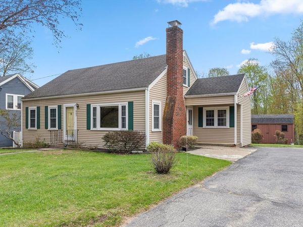 557 Main St, West Newbury, MA 01985