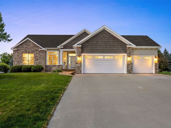 2330 Timber Creek Drive , Marion, IA 52302