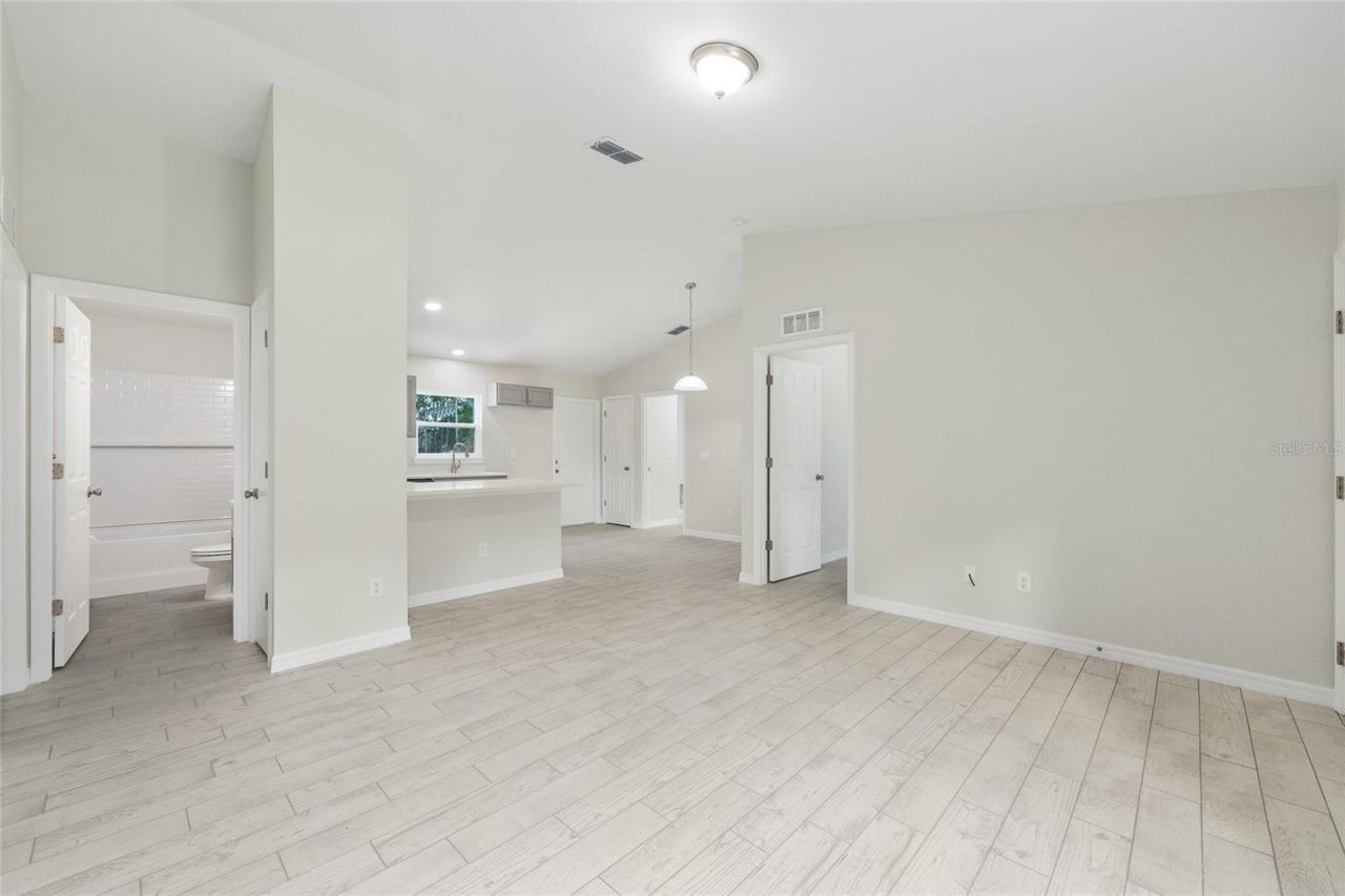 94 Dogwood Drive Loop , Ocala, FL 34472 Photo