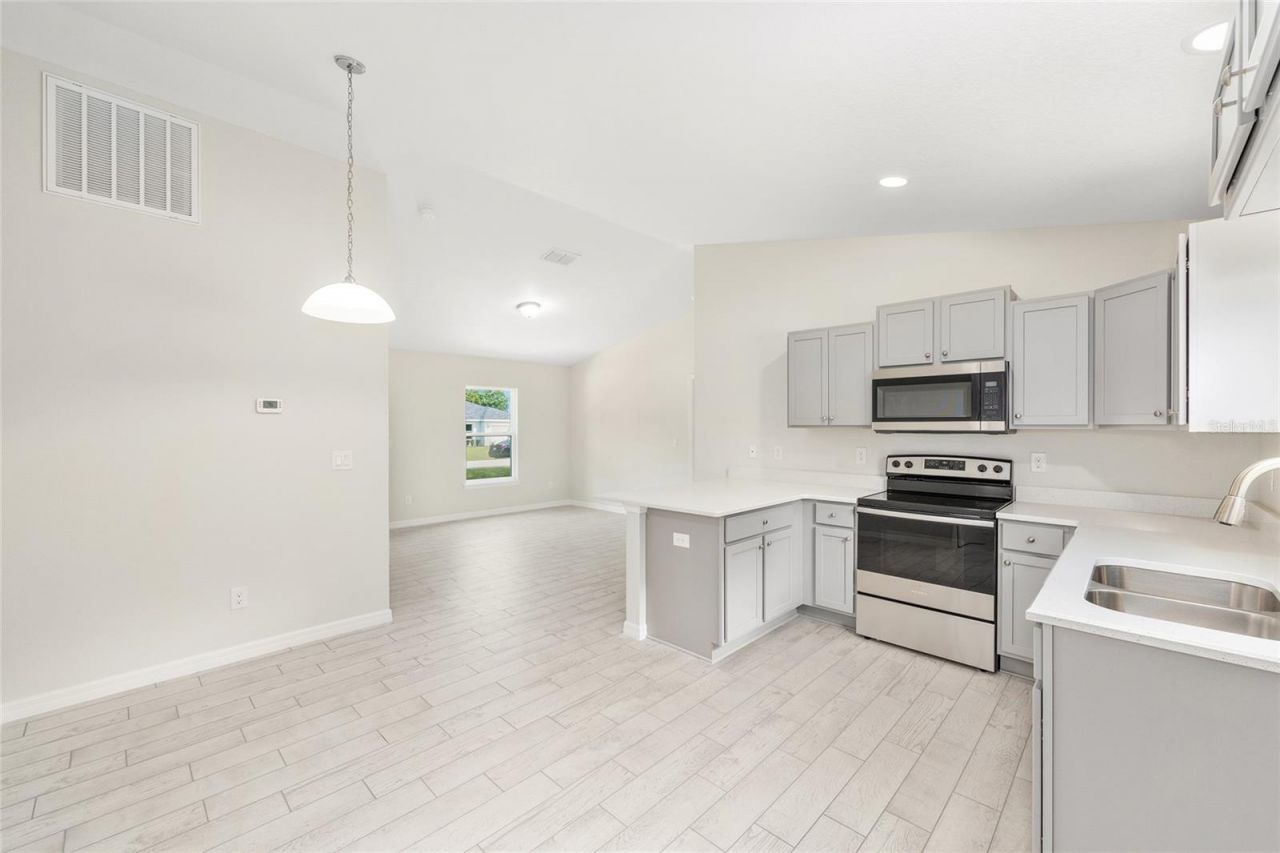 94 Dogwood Drive Loop , Ocala, FL 34472 Photo