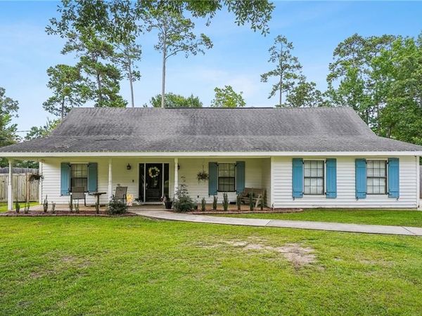531 HEAVENS Drive , Mandeville, LA 70471