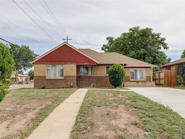 3398 Newport Street , Denver, CO 80207
