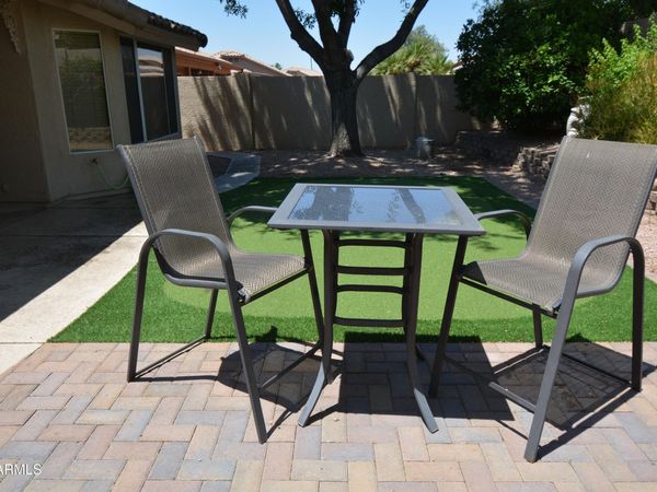 8468 W ROCKWOOD Drive, Peoria, AZ 85382