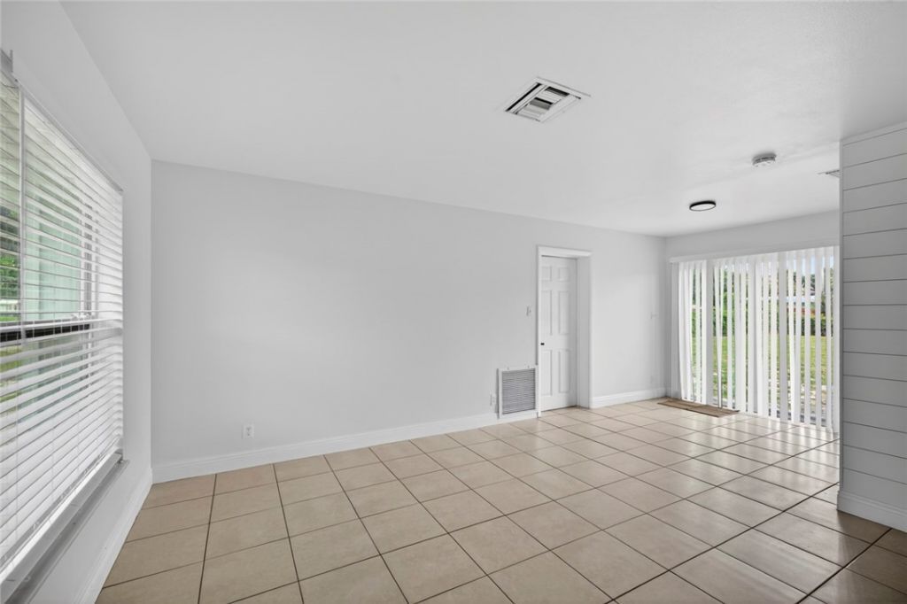 2444 3rd Street Sw, Vero Beach, FL 32962 Photo