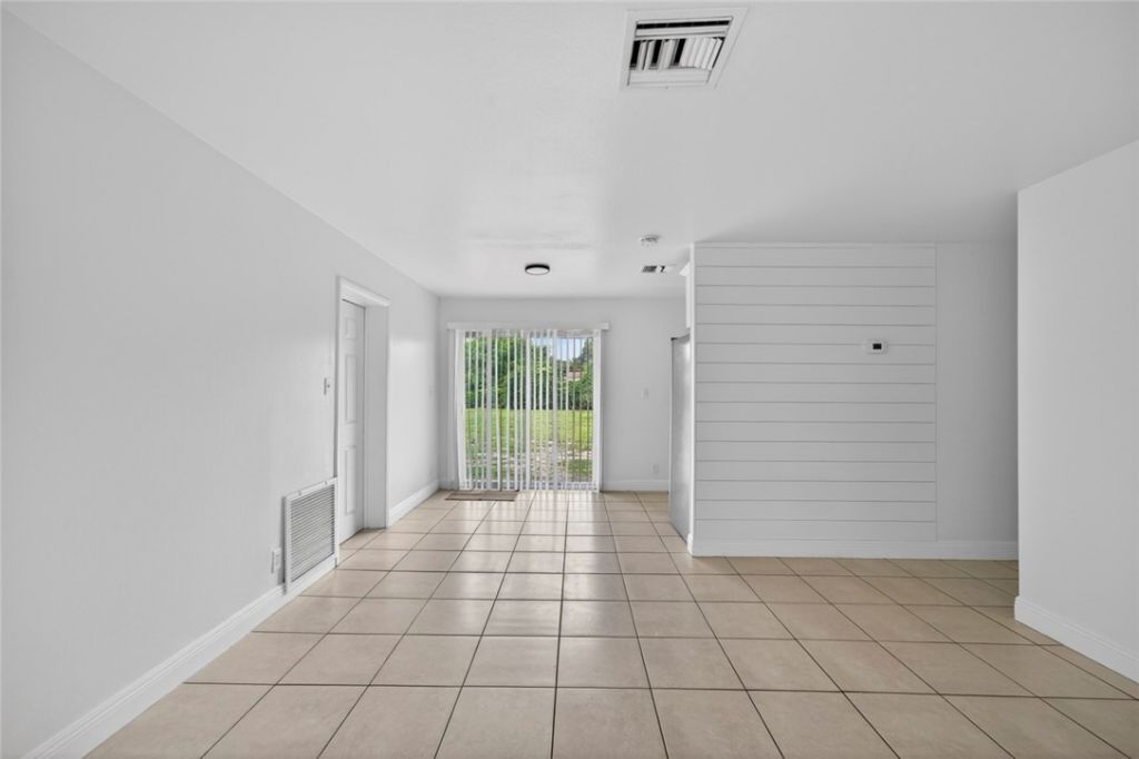 2444 3rd Street Sw, Vero Beach, FL 32962 Photo