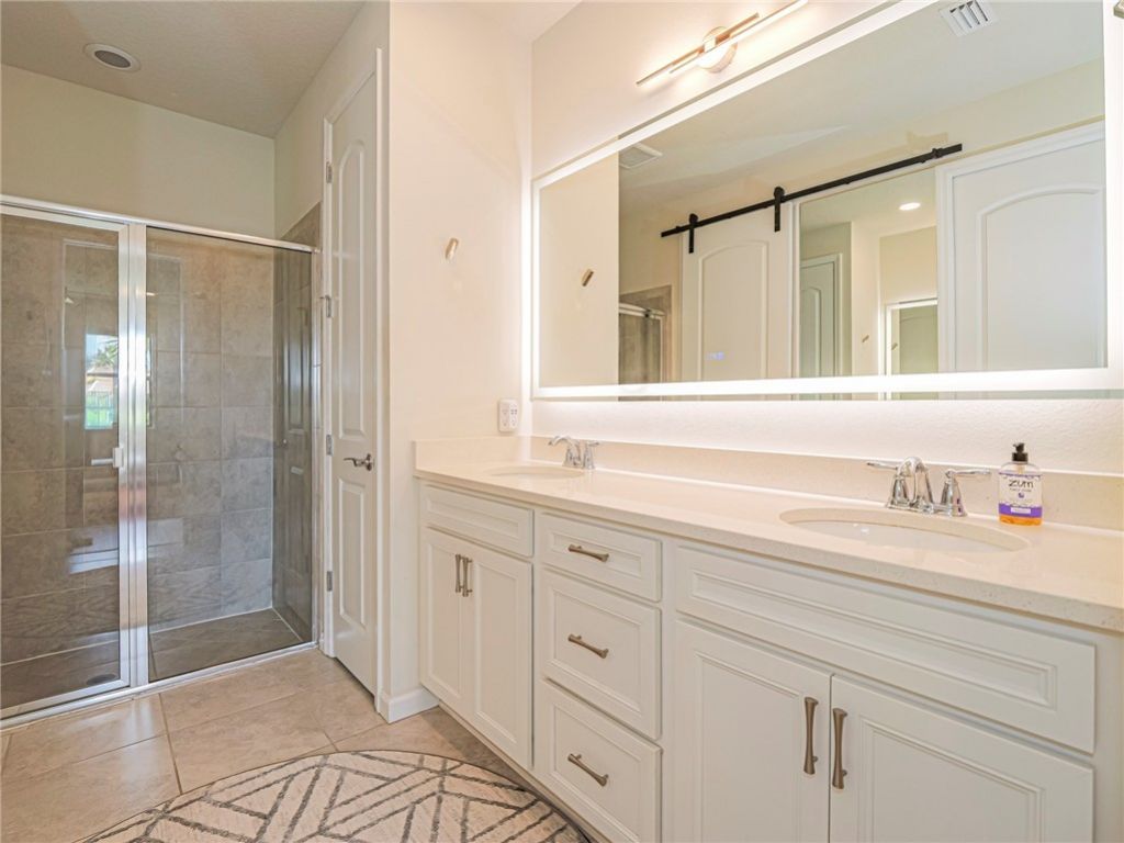 4448 Beauty Leaf Circle, Vero Beach, FL 32967 Photo