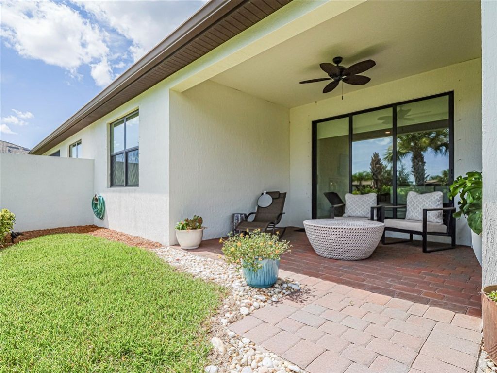4448 Beauty Leaf Circle, Vero Beach, FL 32967 Photo