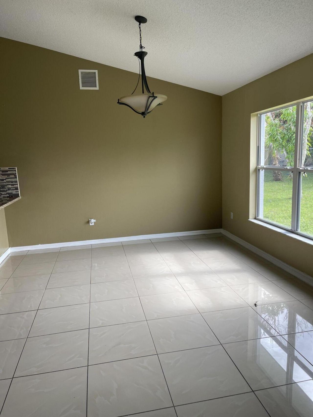 688 SW Heather Street, Port Saint Lucie, FL 34983 Photo