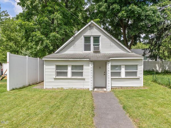 9 Kellogg Avenue, Schenectady, NY 12304