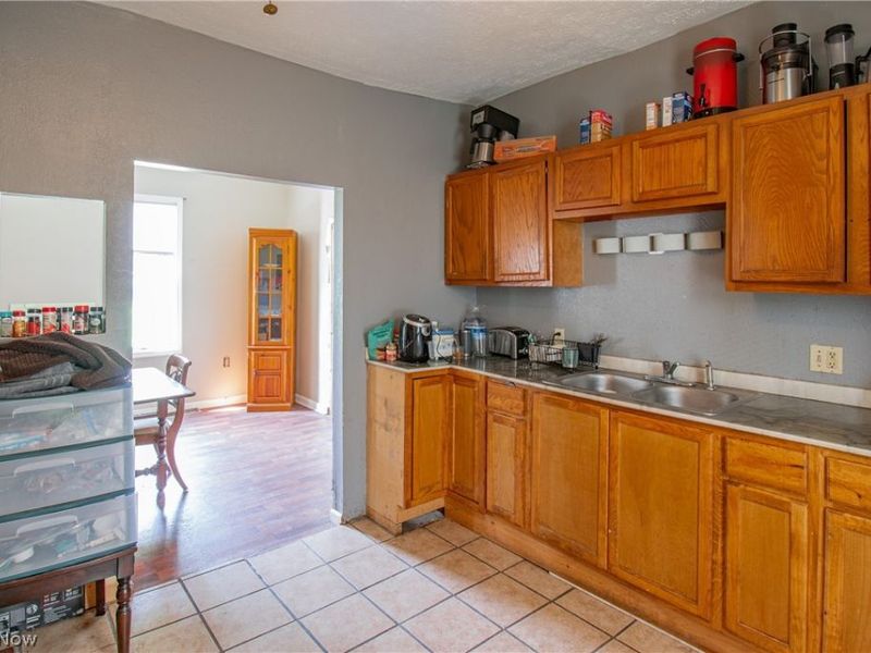 126 14th Street NW, Barberton, OH 44203 Photo 10