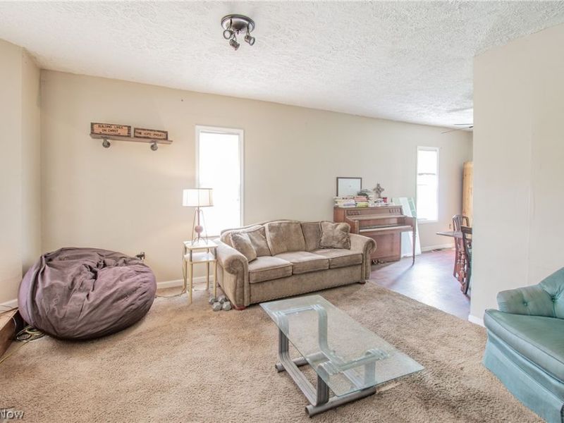126 14th Street NW, Barberton, OH 44203 Photo 4