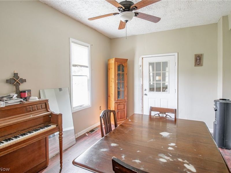 126 14th Street NW, Barberton, OH 44203 Photo 7