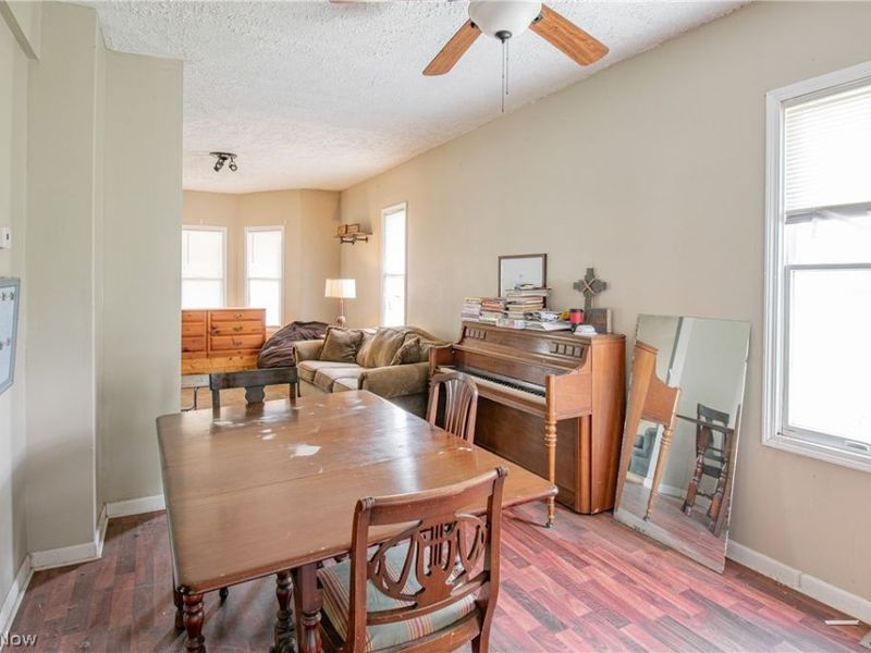 126 14th Street NW, Barberton, OH 44203 Photo 8