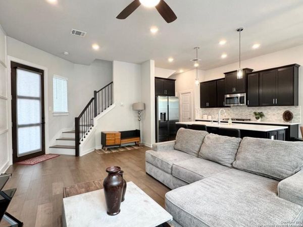 5843 Whitby RD, UNIT 13, San Antonio, TX 78240