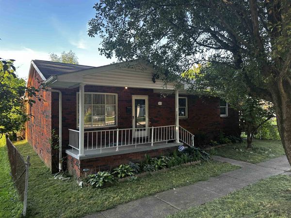 1613 Maple Street, Kenova, WV 25530