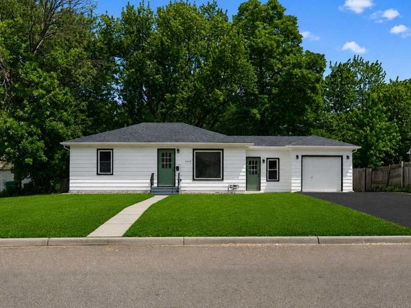 6018 Camden Avenue N, Brooklyn Center, MN 55430