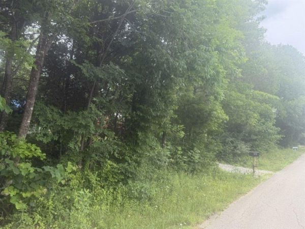 970 Lakeshore Drive , Burnside, KY 42519