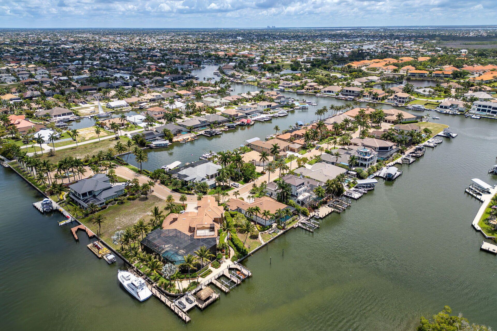 1523 Hermitage Ln, Cape Coral, FL 33914 Photo