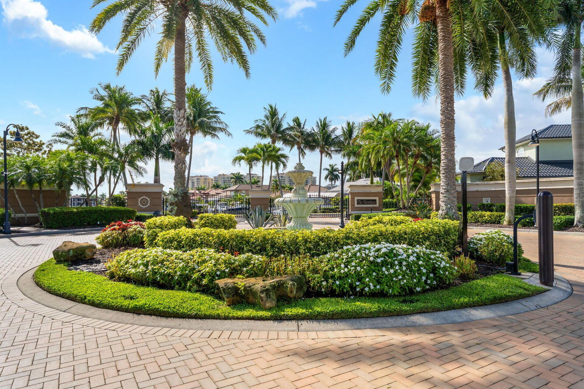 1523 Hermitage Ln, Cape Coral, FL 33914 Photo