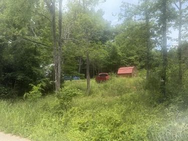 970 Lakeshore Drive, Burnside, KY 42519