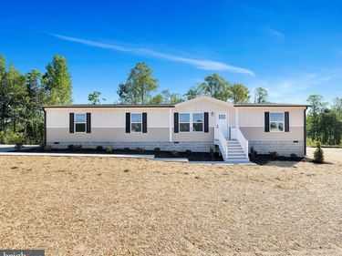241 MOOREFIELD ROAD , MINERAL, VA 23117