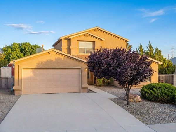 7106 Raleigh Hills Drive NE, Rio Rancho, NM 87144