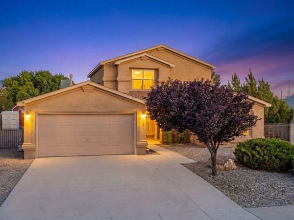 7106 Raleigh Hills Drive NE, Rio Rancho, NM 87144
