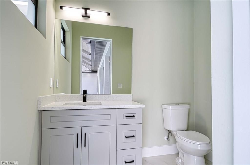 219 33rd Ave Nw, Naples, FL 34120 Photo