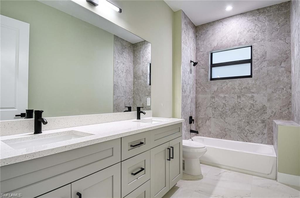 219 33rd Ave Nw, Naples, FL 34120 Photo