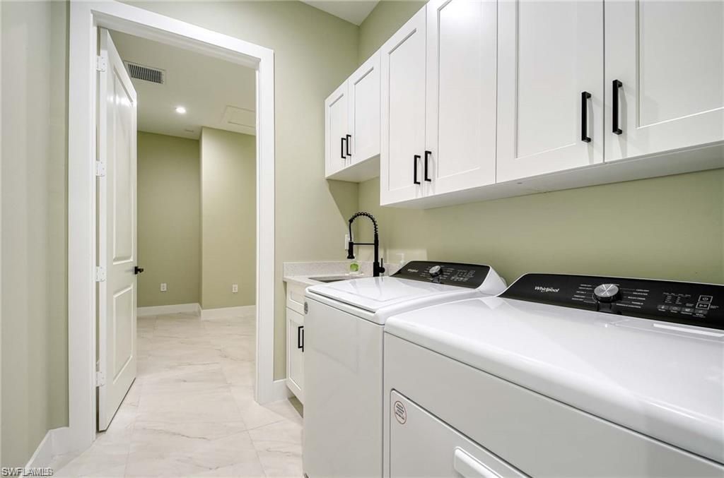 219 33rd Ave Nw, Naples, FL 34120 Photo
