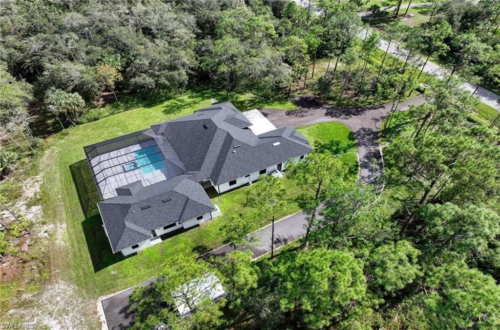 219 33rd Ave Nw, Naples, FL 34120 Photo