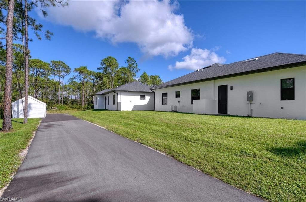 219 33rd Ave Nw, Naples, FL 34120 Photo